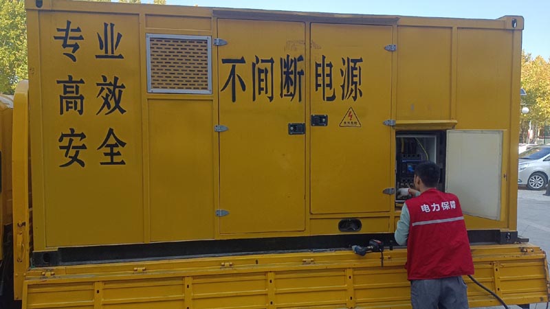 义县柴油发电机组和UPS电源配合使用时，如何避免切换过程中的电力中断？